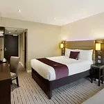 Premier Centre - Finzels Reach Hotell 3*