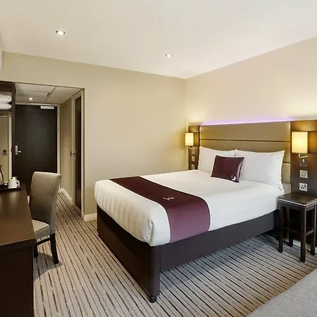 Premier Centre Hotel 3*