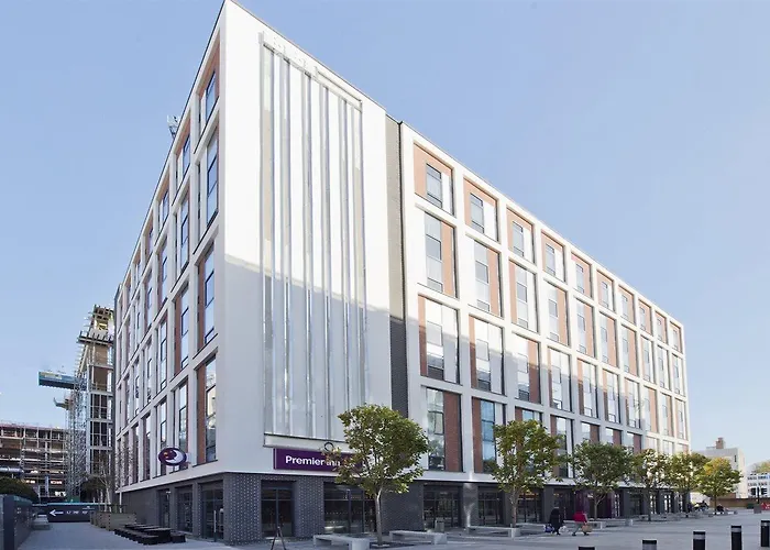 Premier Premier Centre فندق